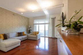 Wonderful 2bedroom flat Solari 7th f - Mirable PM